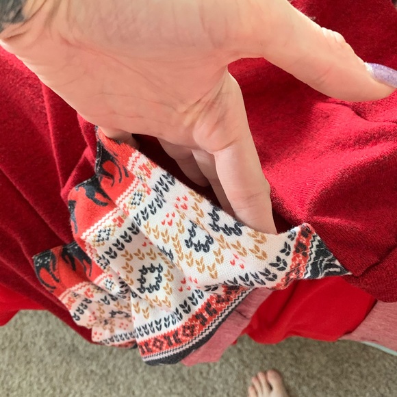 Sweater - Picture 4 of 6